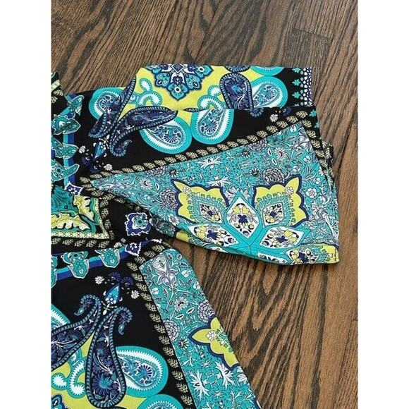 NWT Olivia & Martin Floral Blouse Short Sleeve V-Neck Multicolor Plus Size 2X - Picture 4 of 10